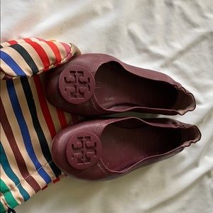 Tory Burch Driving travel flats